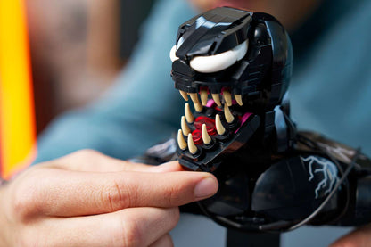 Venom Bust